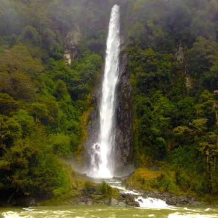 des cascades en veux tu en voilà