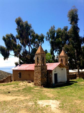 église du village de yumani